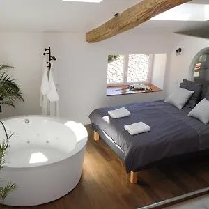 Appartement Paradise Love In Provence - Le Loft étoilé - Spa Privatif, Reillanne